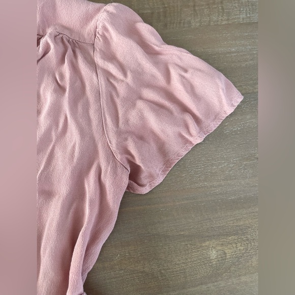 June & Hudson Ruffle Sleeve Wrap Top in Muave Sz L - Picture 5 of 7